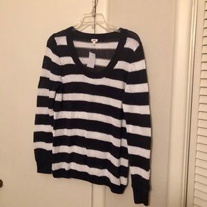 J Crew | Navy and White Sweater NWT